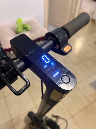 Patinete Eléctrico Xiaomi + Casco + tiras led