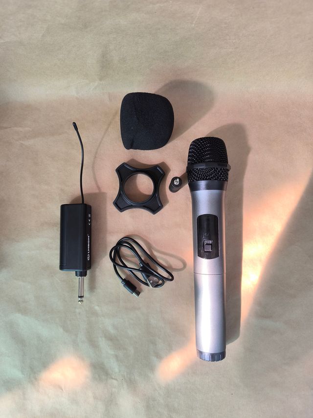 Micrófono inalámbrico con receptor - Nuevo