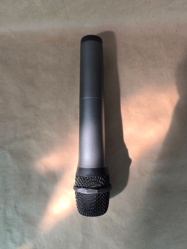 Micrófono inalámbrico con receptor - Nuevo