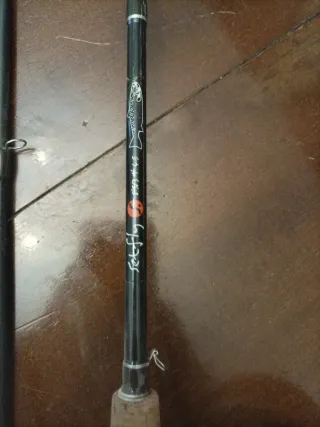 Caña de mosca 8'5 4-5