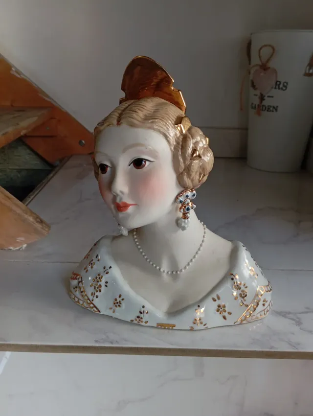 Splendido busto Fallera di ARMAN