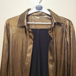 Chaqueta dorada de fiesta