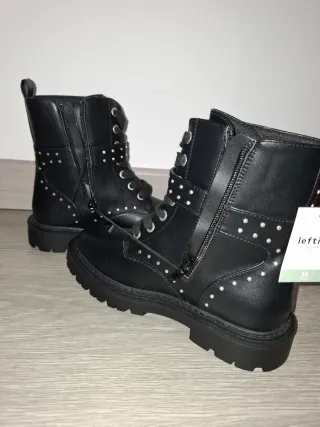 Botas niña negras con tachuelas talla 35