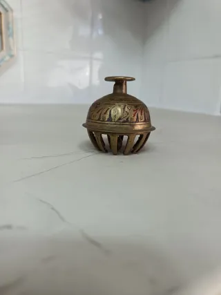 Campana de elefante decorada