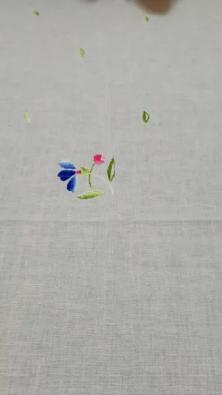 Antica tovaglia ricamata a mano