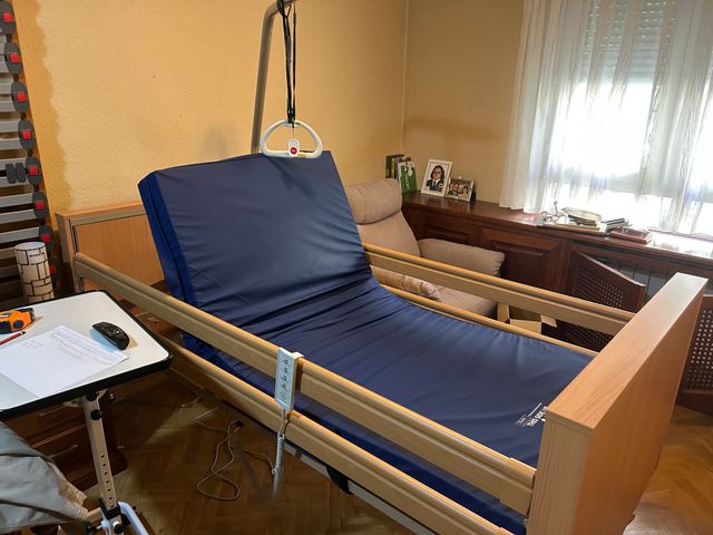 Cama ortopédica, como nueva