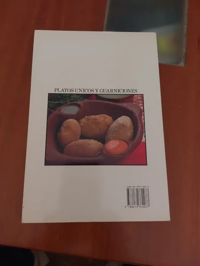 Patatas y entremeses 200 recetas clásicas y nuevas