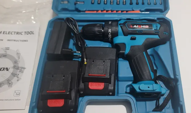 Taladro con 2 Batería,piezas y Maletín, todo nuevo