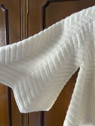 Mañanita artesanal vintage beige