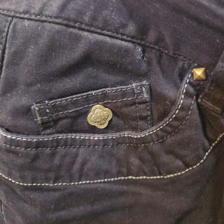 Pantalon marca Jocavi