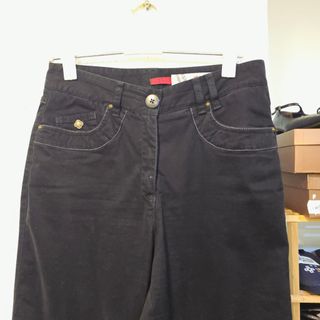 Pantalon marca Jocavi