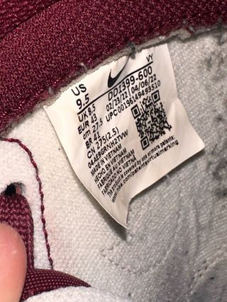 Nike Dunk High Corinto y Grises