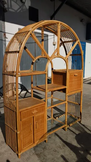 Conjunto muebles de bambú