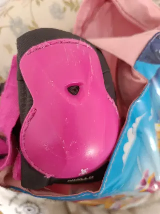 Patines 4 ruedas coderas y rodilleras casco t5 a 6