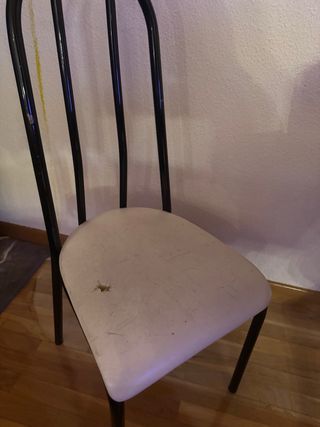 Juego de 2 sillas y dos banquetas