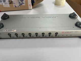 KVM MASTER VIEW 8 Tomas + 7 Cables