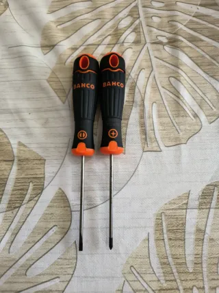 2 Destornilladores Bahco