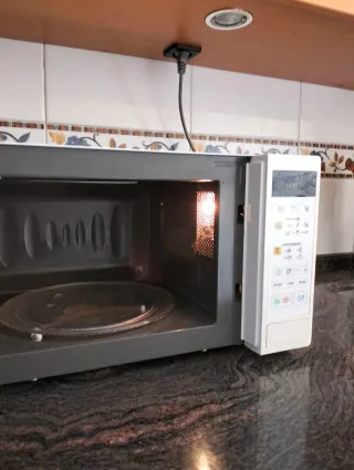 Microondas LG EasyClean