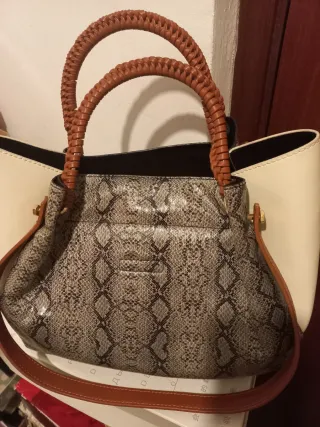 Bolso estampado piel serpiente