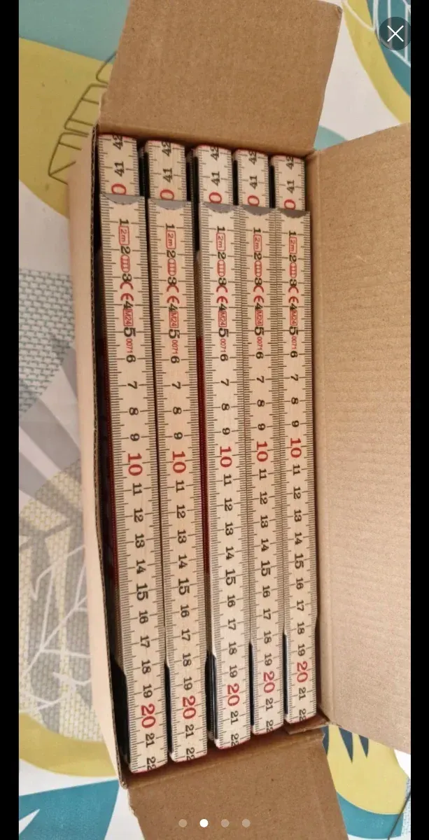 Metro pieghevole in legno Hilti