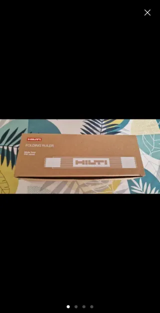 Metro plegable Hilti madera