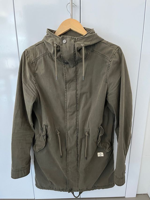 Parka verde oliva Scalpers