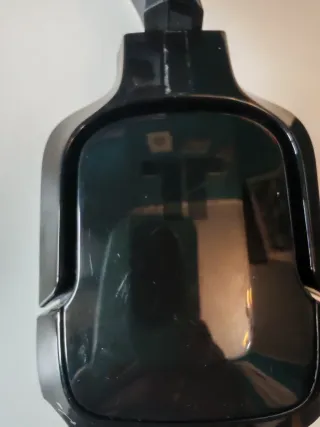 Auriculares Tritton Kunai Xbox.