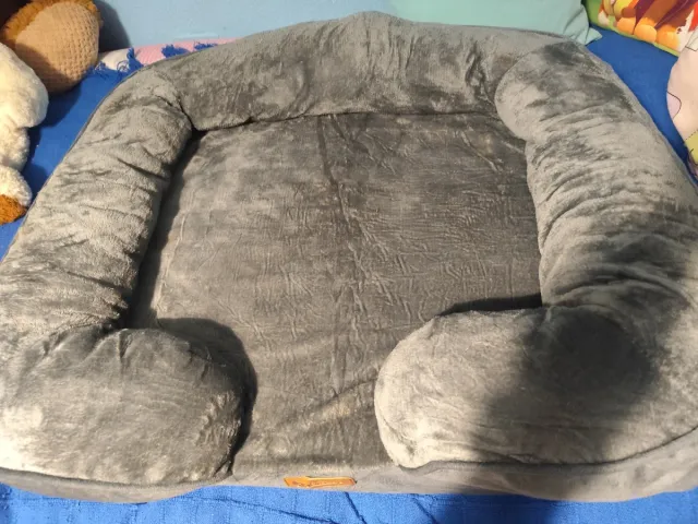 Cama ortopedica para perros medianos y pequeños .