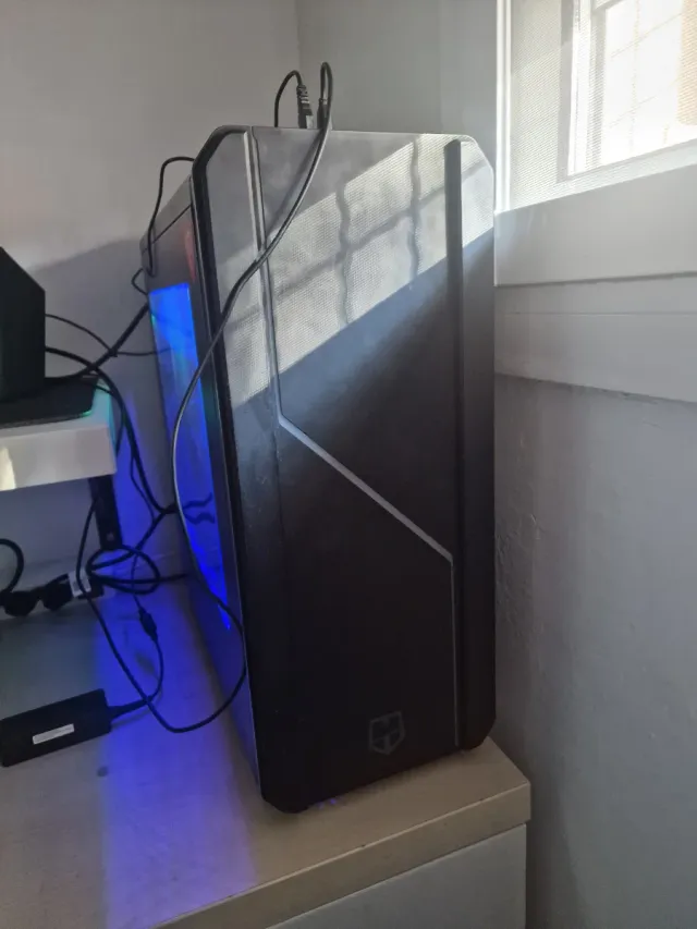 PC Gamer AMD ryzen 7 3700x RTX gigabyte 2070 Super