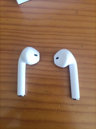 Auriculares i12