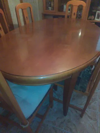 Mesa comedor y 6 sillas madera