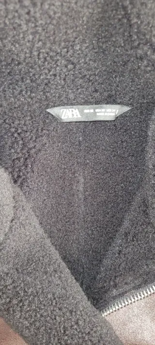 Cazadora Zara efecto piel