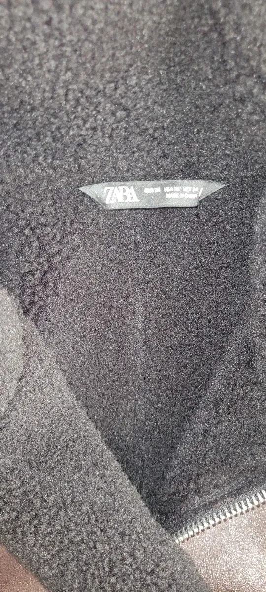 Cazadora Zara efecto piel