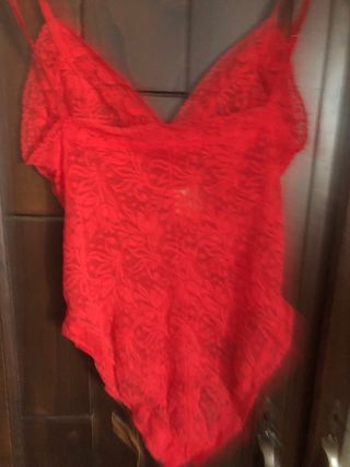 Body donna in pizzo rosso