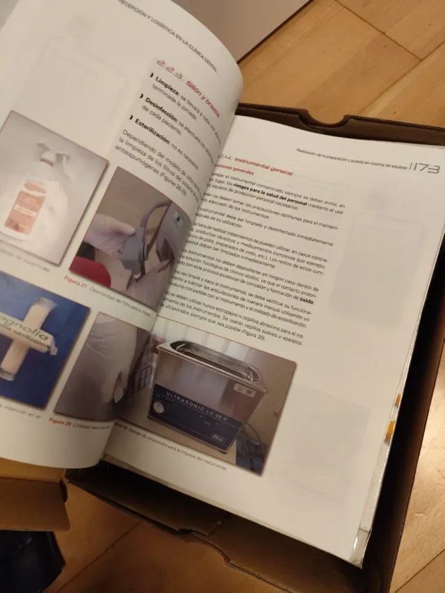 Recepción y logística en la clínica dental (Spa...