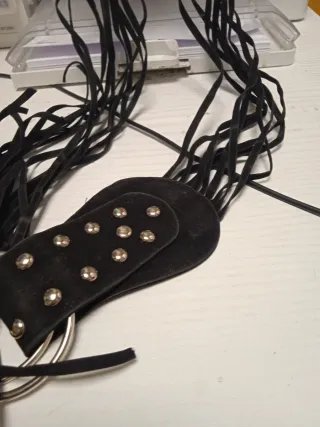 Cintura donna con frange e borchie