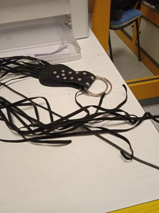 Cintura donna con frange e borchie