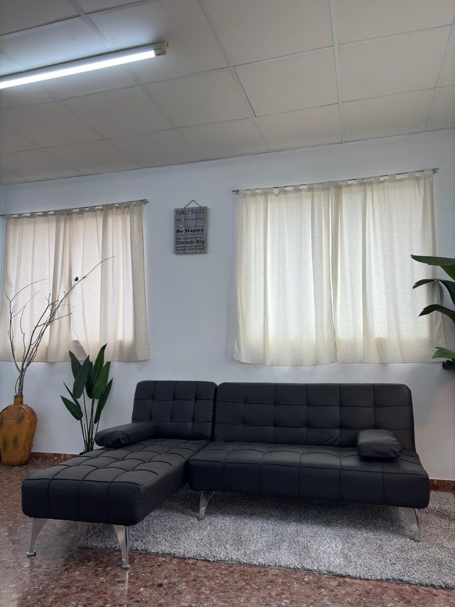 Sofá chaise longue negro polipiel - Nuevo OFERTA!