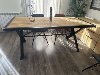 Mesa Comedor Industrial Madera y Metal