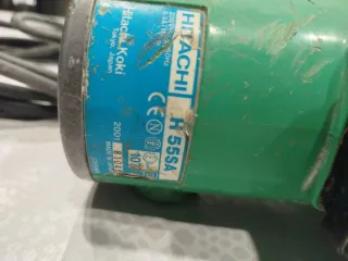 Martillo Percutor Hitachi con Cinceles