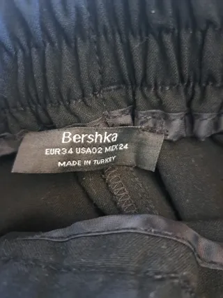 Pantalón cargo Bershka negro