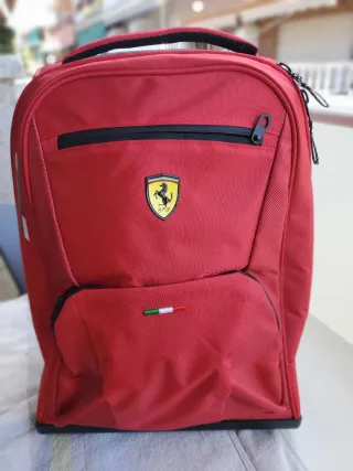 Mochila Ferrari Colegio, o maleta Juvenil Roja