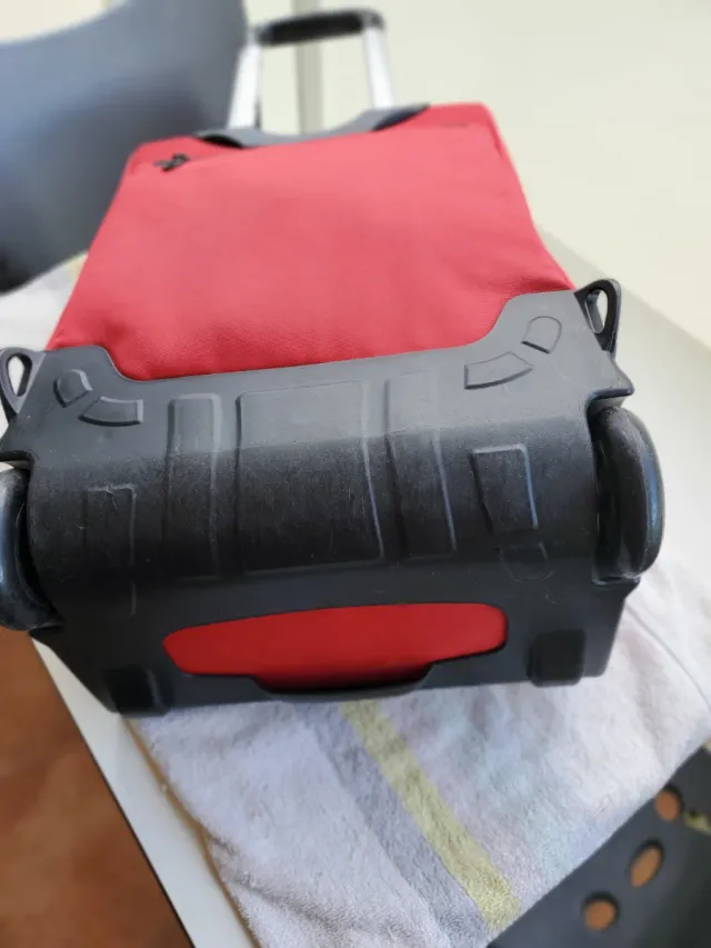 Mochila Ferrari Colegio, o maleta Juvenil Roja