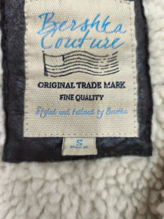 Cazadora efecto piel forrada