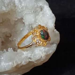 Anillo de Ópalo Plata chapada en oro 18k