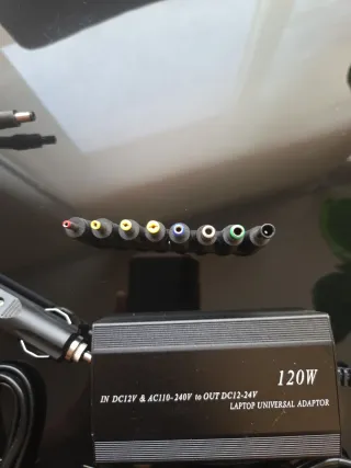 Adaptador Universal 120W Coche/Corriente