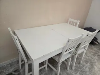 Mesa y 4 sillas madera blanca
