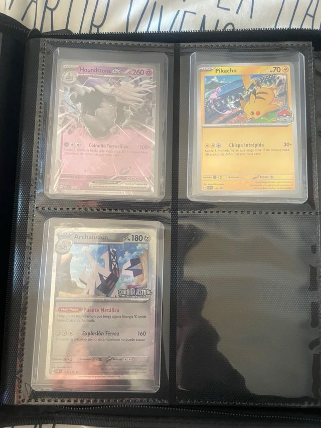 Cartas Pokémon TCG charizard, latios...