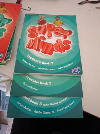 3 libros STUDENT'S, WORKBOOK. Y PRACTICE,