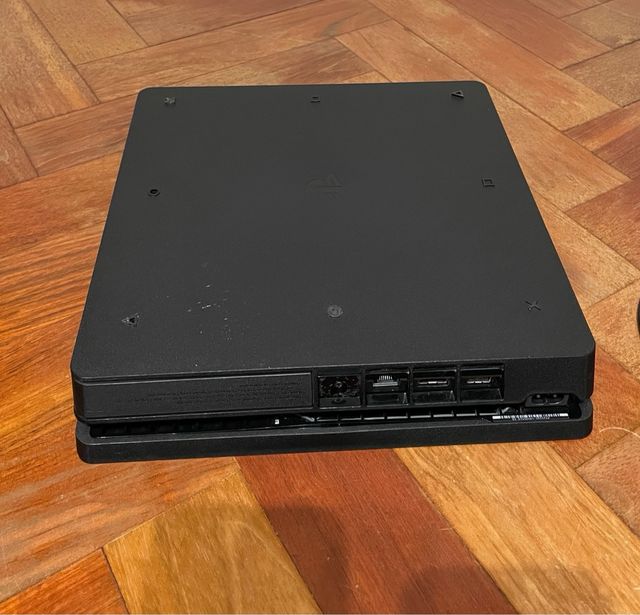 PlayStation 4 Slim 1TB en Caja Original